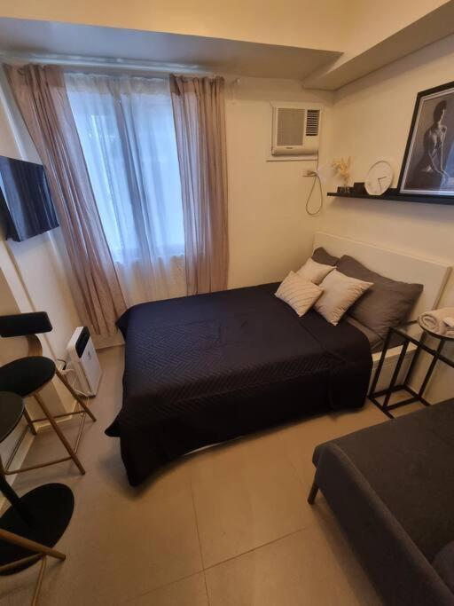 Ysella Alexa-powered In Northgate, Alabang Apartment