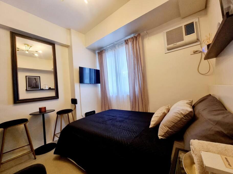 Ysella Alexa-powered In Northgate, Alabang Apartment