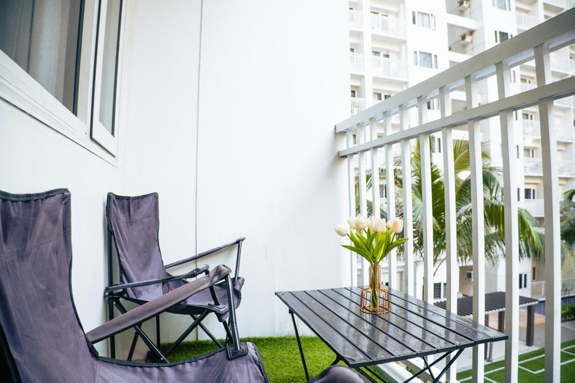 Apartment 1bedroom With Balcony Facing Pool Near Moa *
