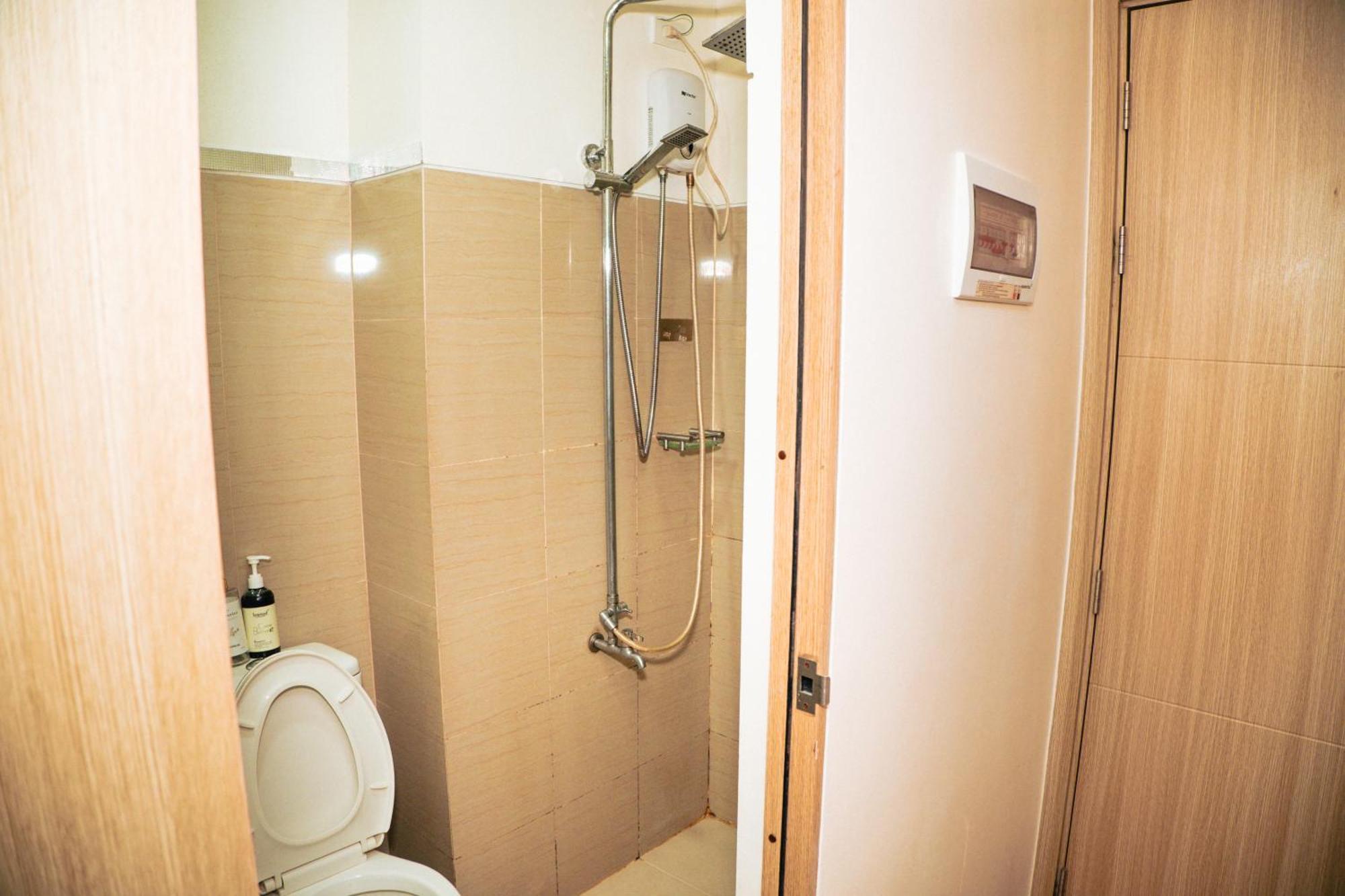 1bedroom With Balcony Facing Pool Near Moa * Manila