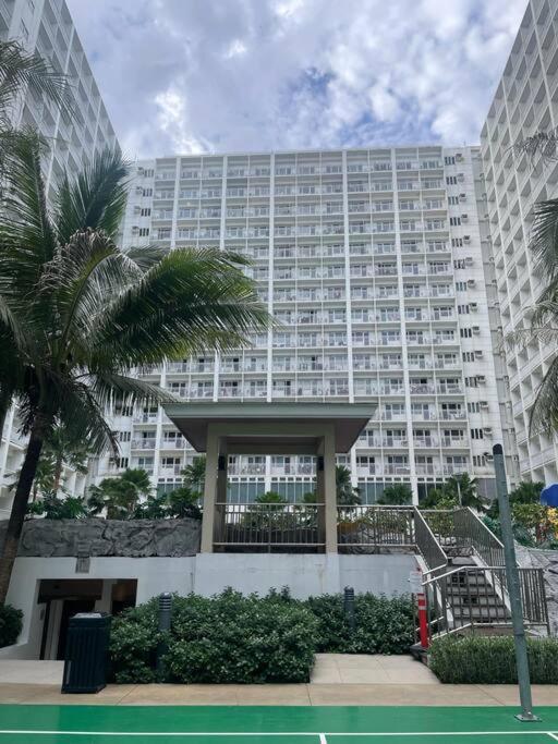 Shore 1 Residences - Walking Distance To Pool *