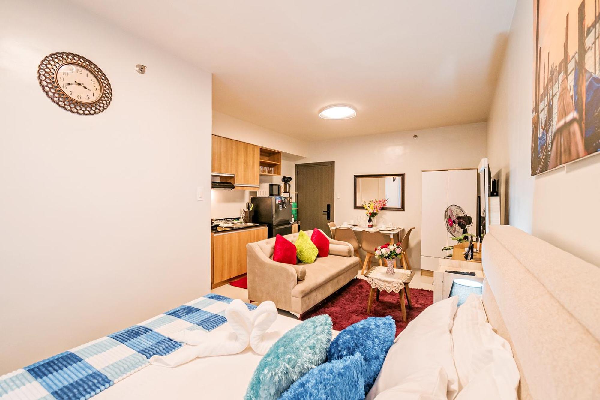 Precious Florannjoe Apartment *