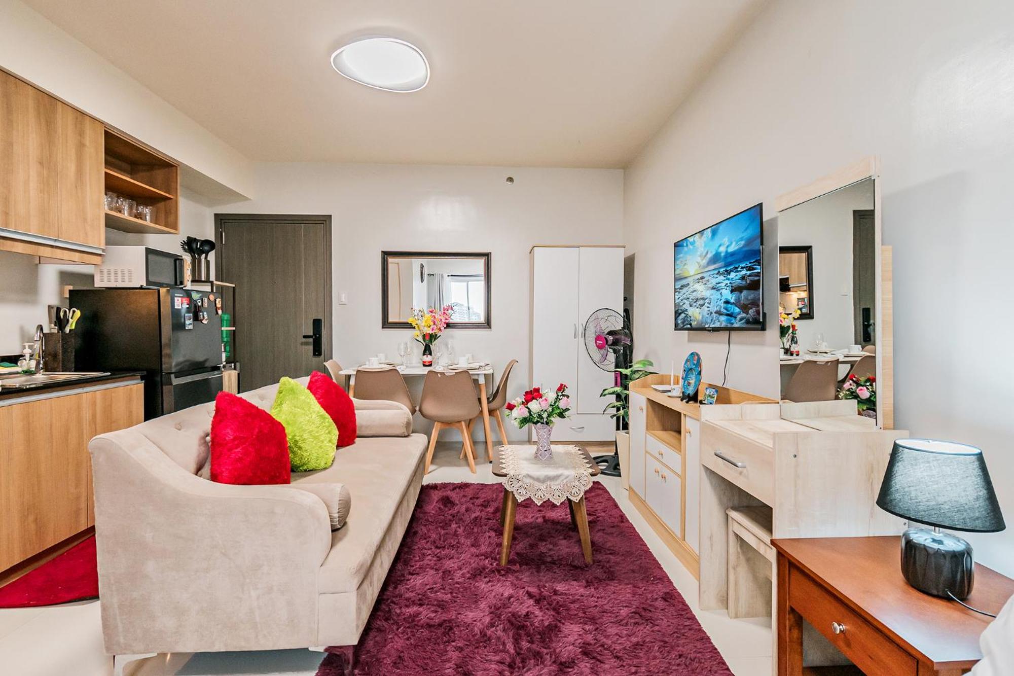 Precious Florannjoe Apartment