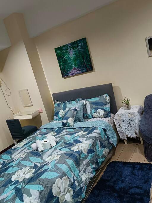 Type Condotel At Venice Mckinley Taguig Apartment Manila