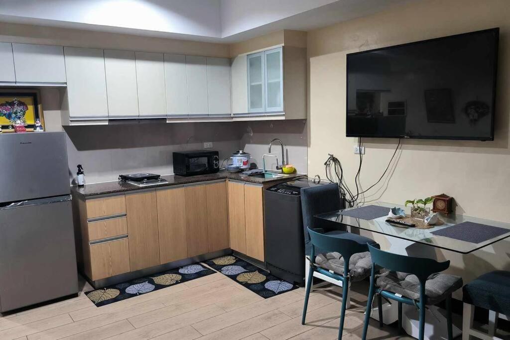 Type Condotel At Venice Mckinley Taguig Apartment