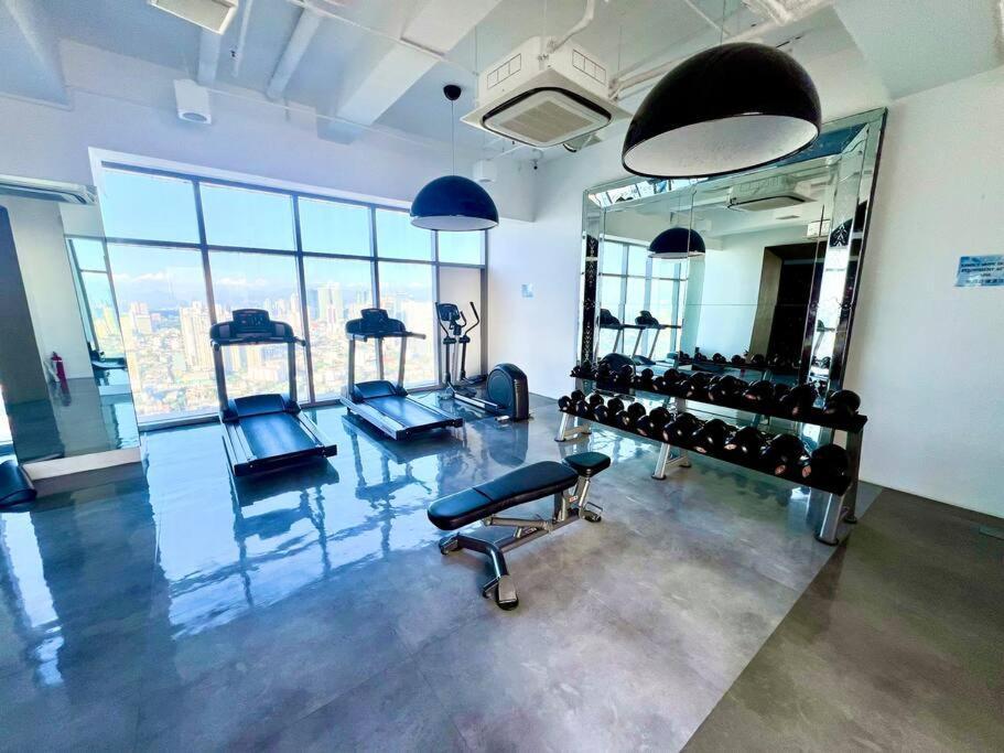 Rockwell View Acqua Iguazu- Mandaluyong-makati 1br Manila