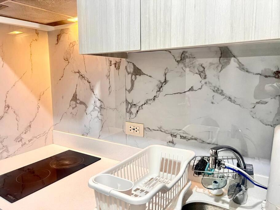 Rockwell View Acqua Iguazu- Mandaluyong-makati 1br Apartment