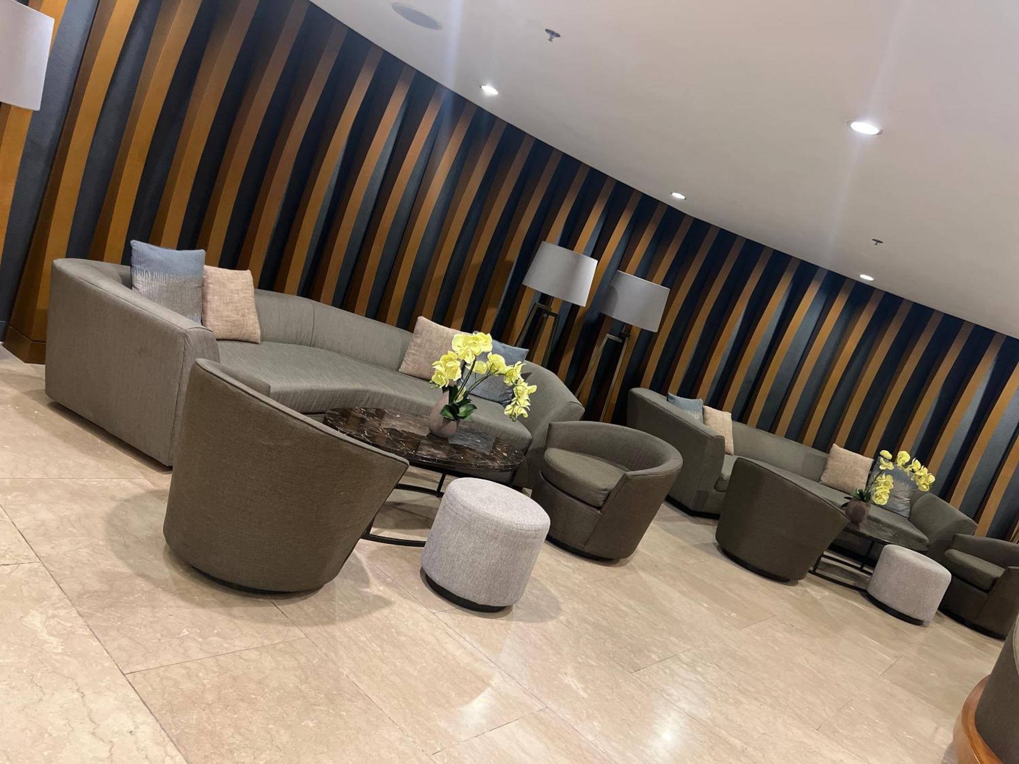 Adv Moa View Shore 2 Residences Apartment Manila