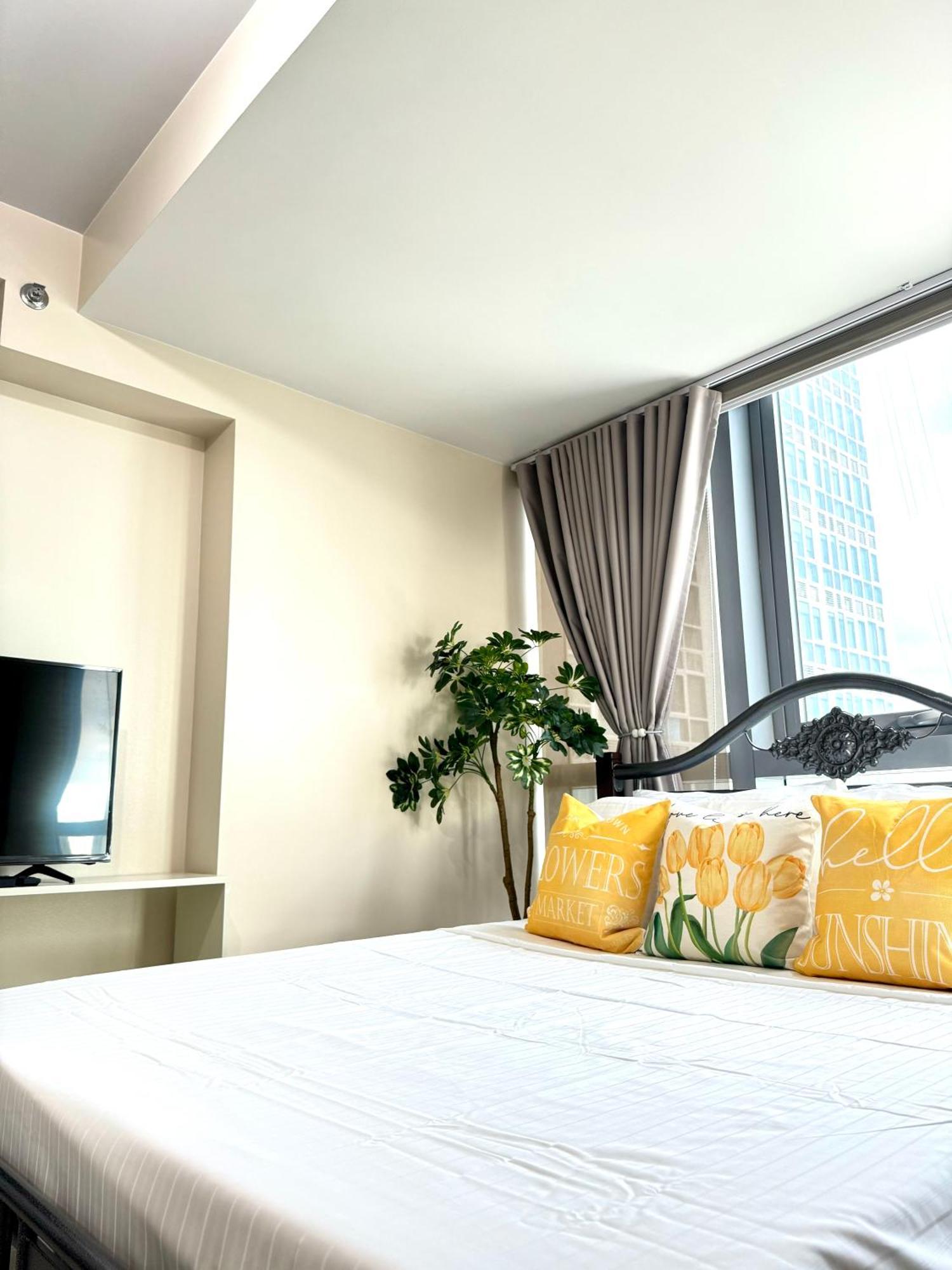 Eastwood Global Plaza Luxury 1bed With 2 Toilets And Laundry Apartment *