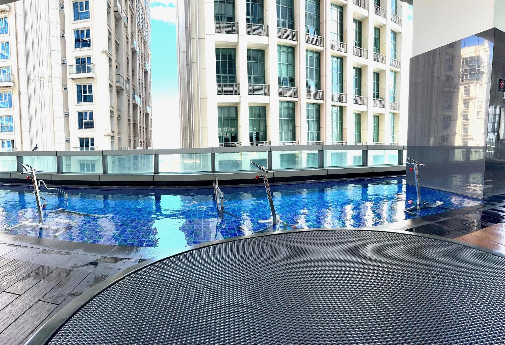 Eastwood Global Plaza Luxury 1bed With 2 Toilets And Laundry Apartment