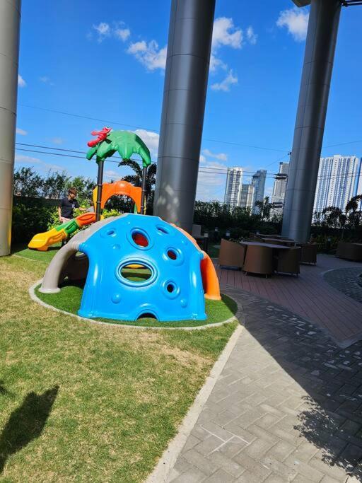 Apartment Happy Haven At Lush Makati Manila