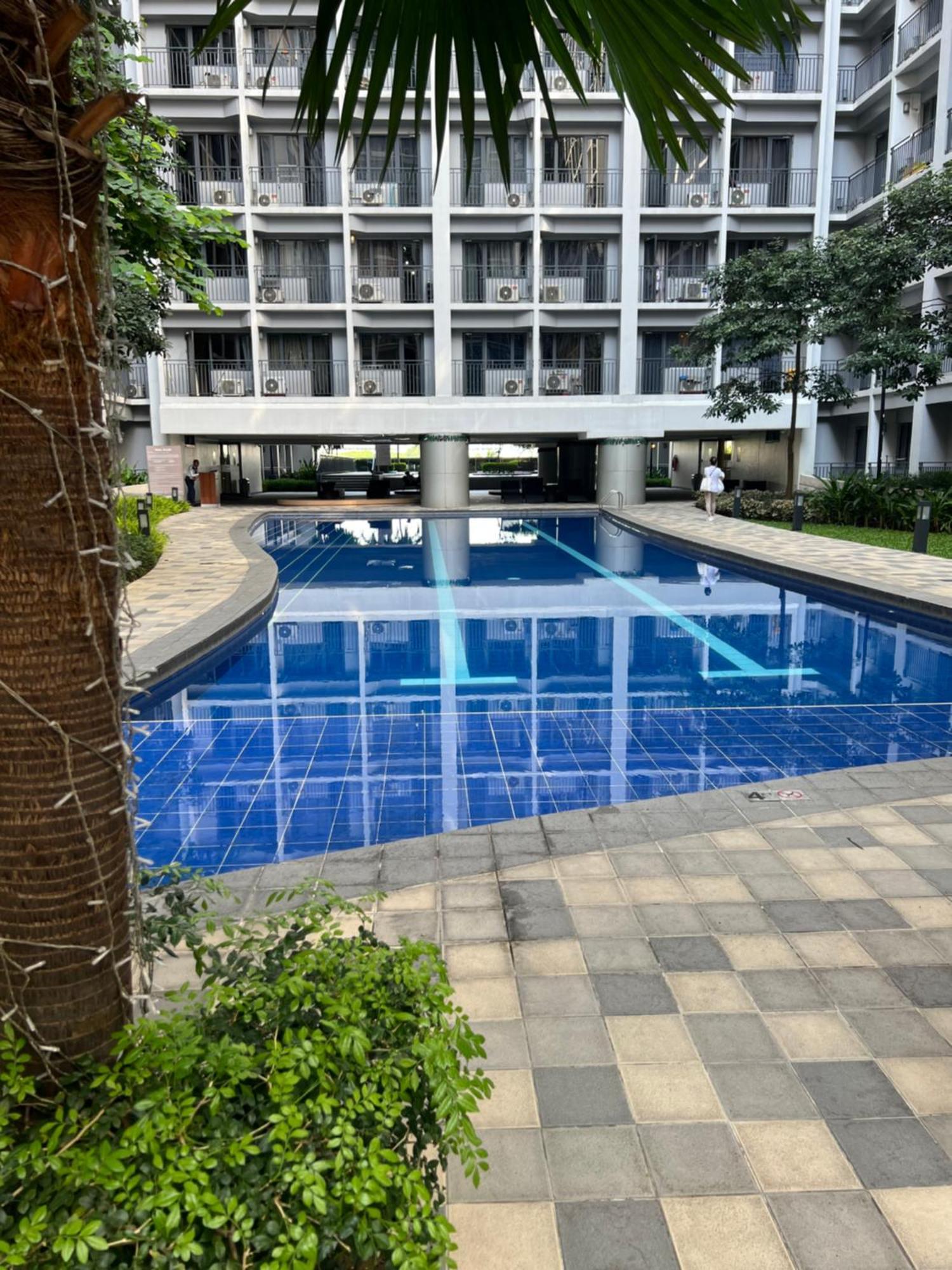 Apartment Adv Moa View Shore 2 Residences Manila