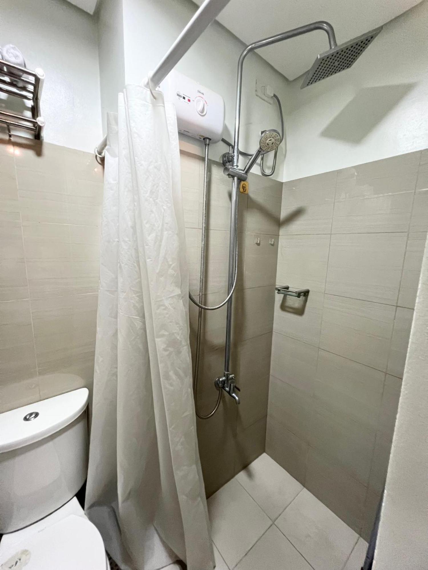 Apartment Adv Moa View Shore 2 Residences Manila