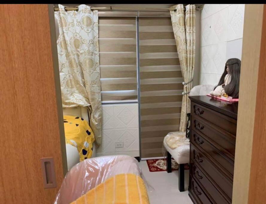 Sunflower 1 Bedroom With Balcony * Manila