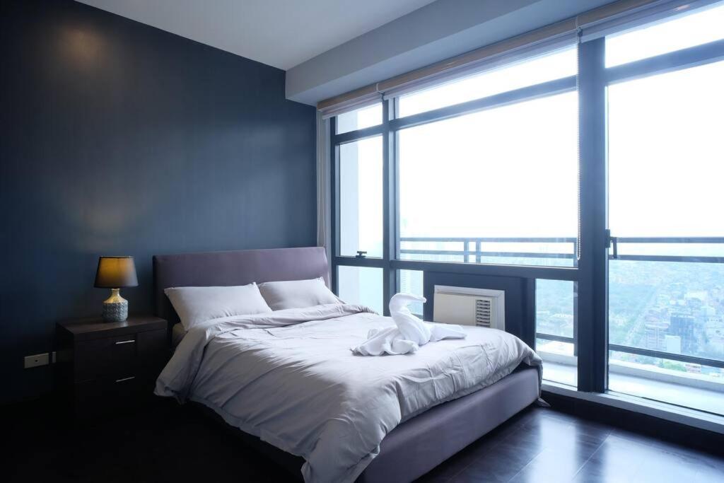 Spacious And Cozy 2 Bedroom In The Gramercy Poblacion * Manila