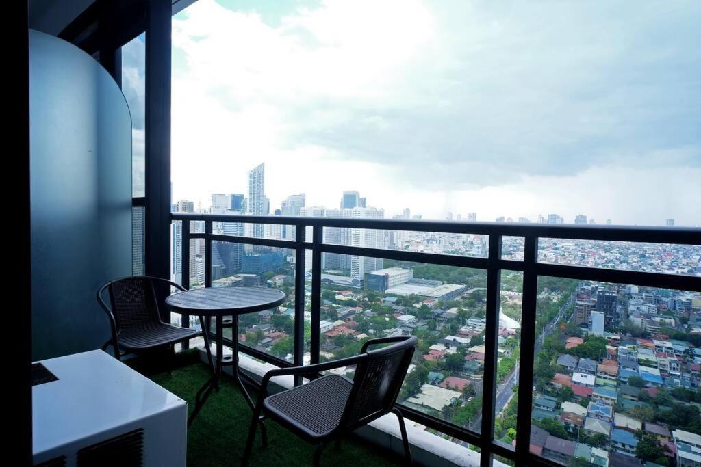 Spacious And Cozy 2 Bedroom In The Gramercy Poblacion *
