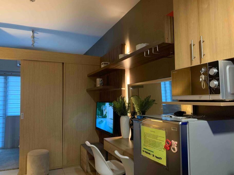 Apartment Dandelion 1 Bedroom With Balcony Manila