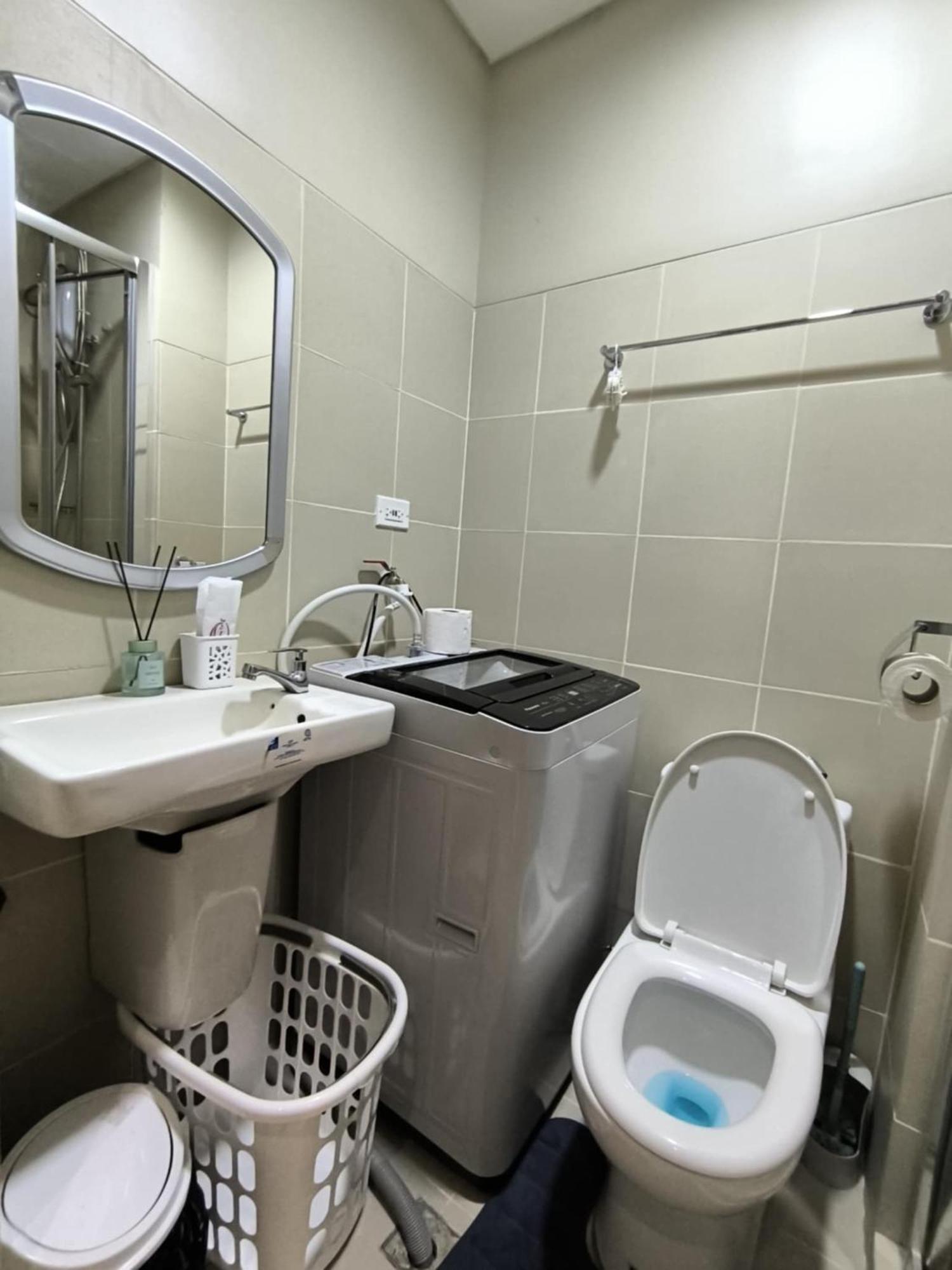 Fame Mandaluyong Staycation *