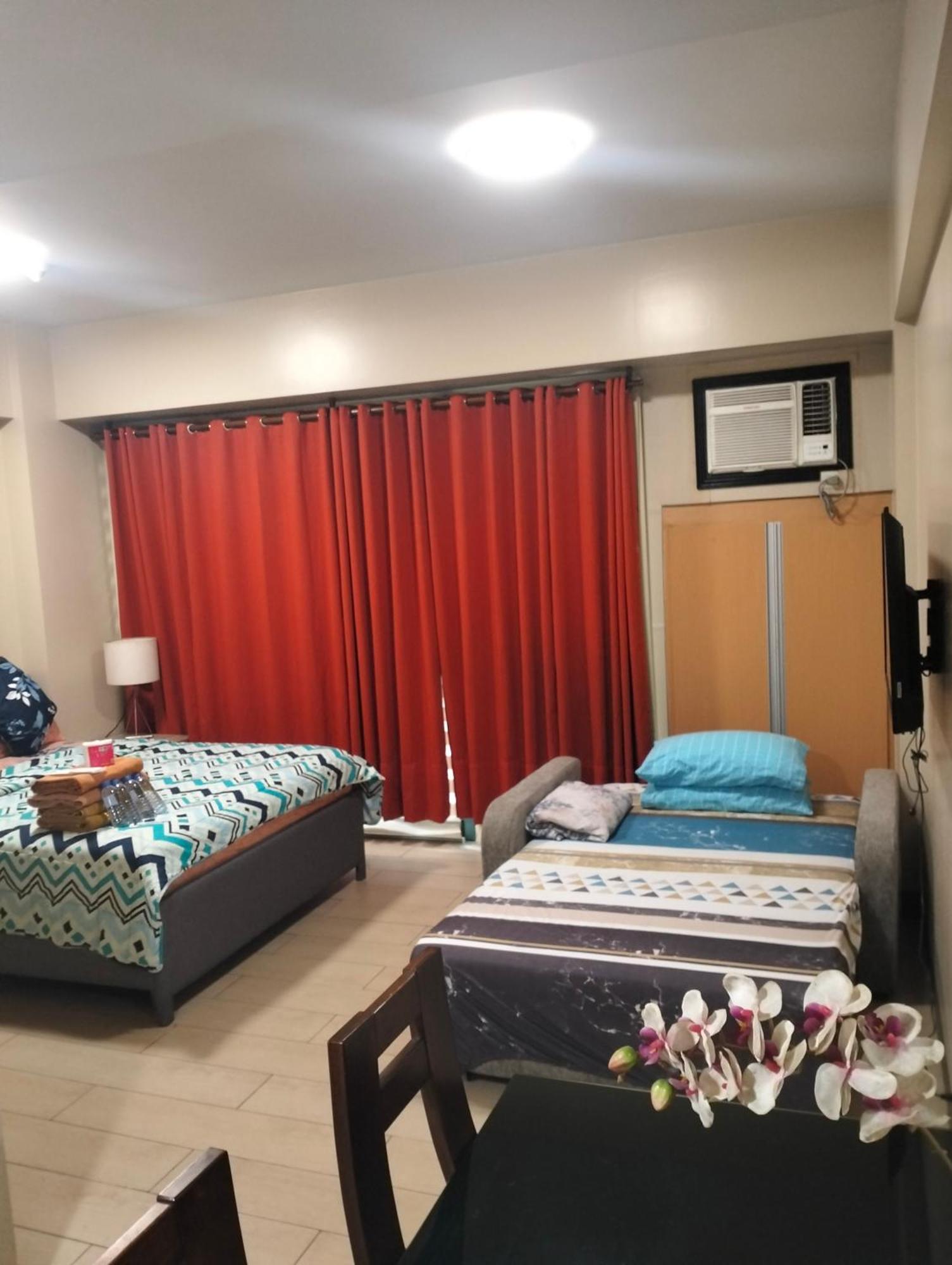 Nadzcondotel - At Two Palm Tree O Manila