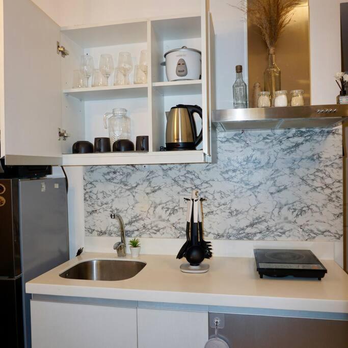 Gabila Staycation At Azure