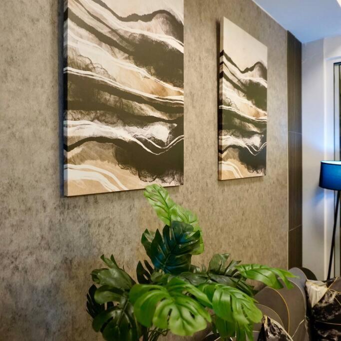 Gabila Staycation At Azure