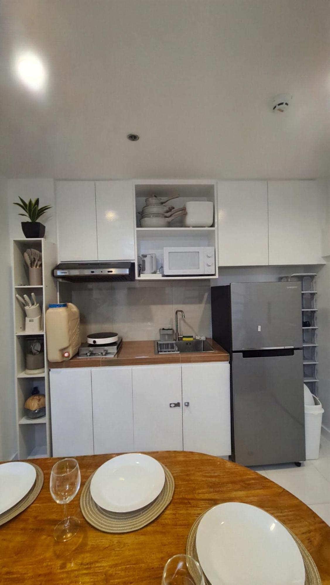 Apartment Tahanan - Victoria De Makati *