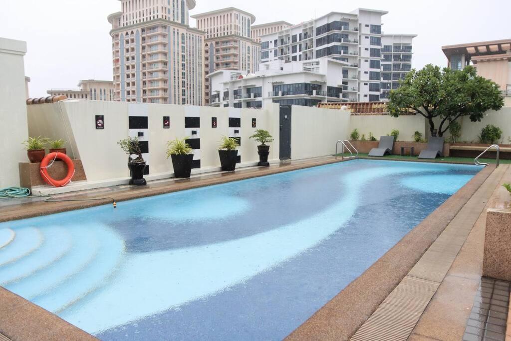 Great Luxury In Mckinley *