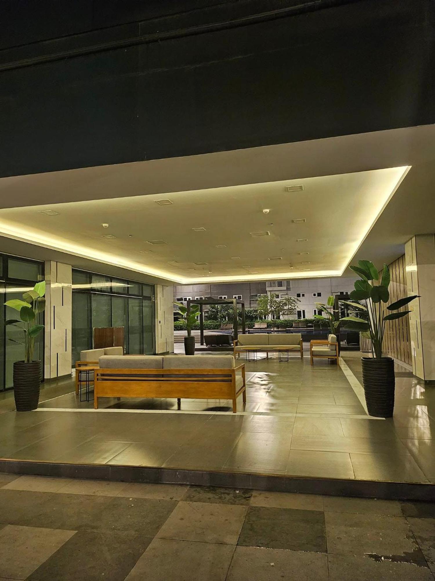 Mz At Smdc Charm Residences