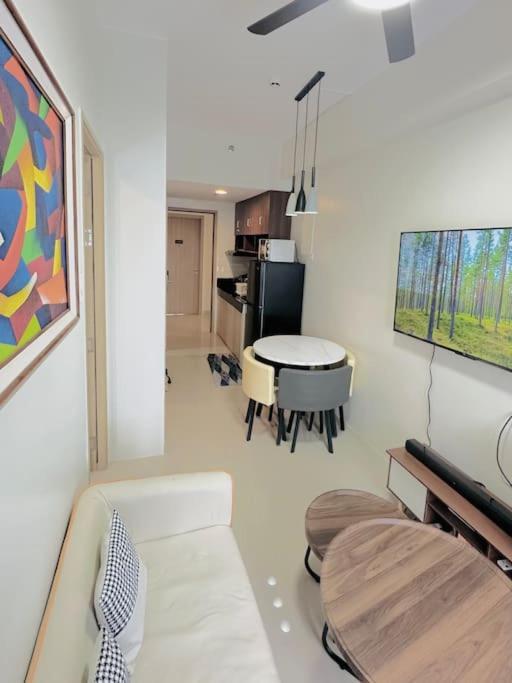 Serene 2br Unit In Vine Residences, Quezon Apartment Manila