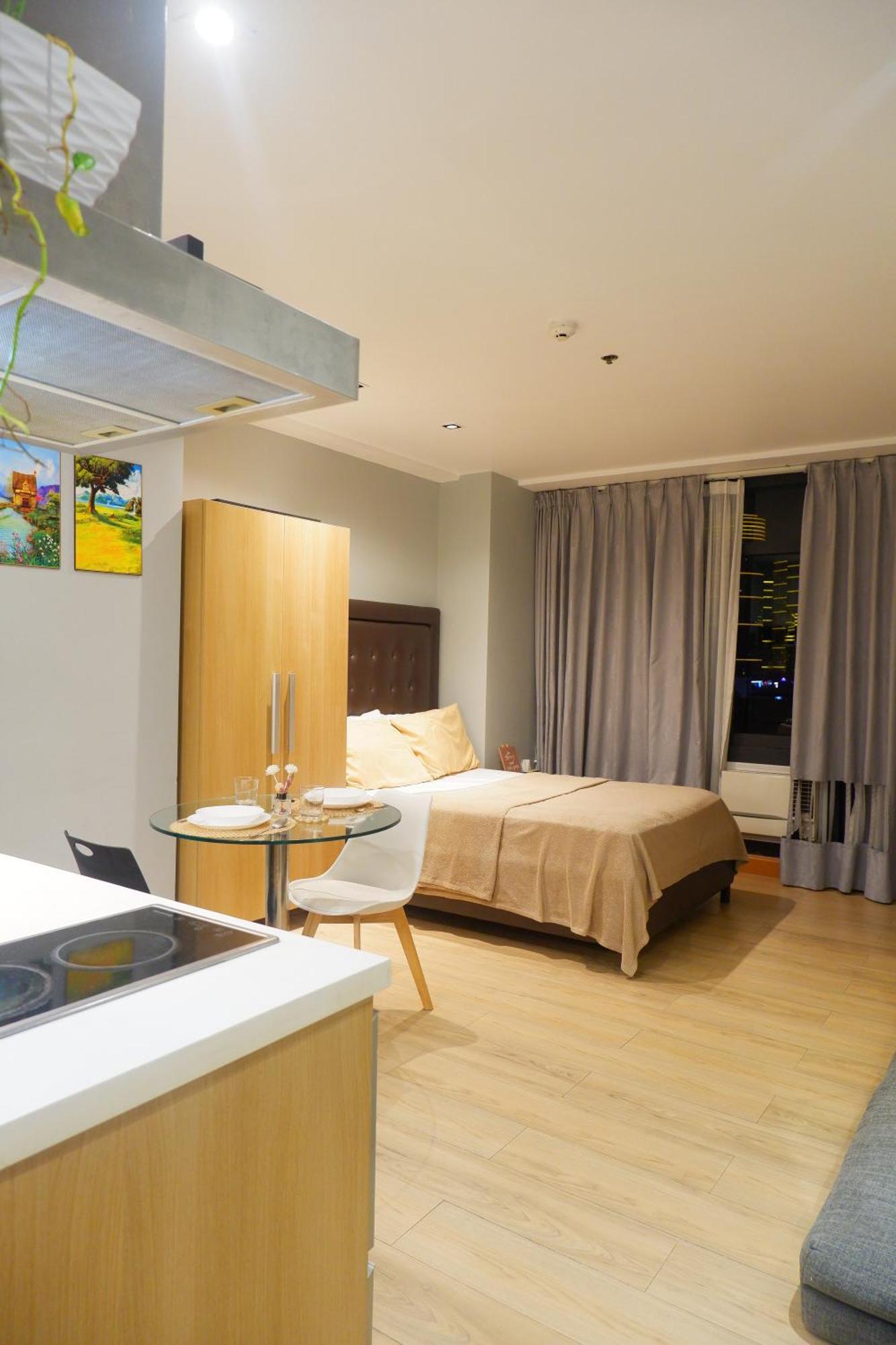 Apartamento Quiet With Fast Wifi, Own Balcony, Pool And Gym