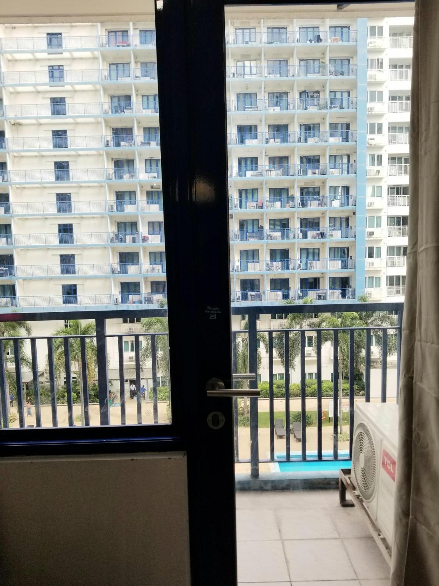Apartment Sea Family Group Affordable Staycation Manila