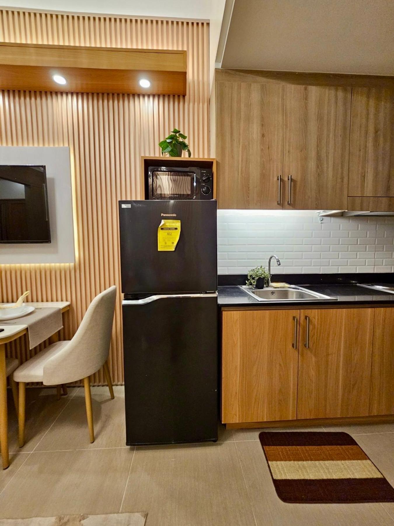 Mf Staycation - Shore Residences Manila