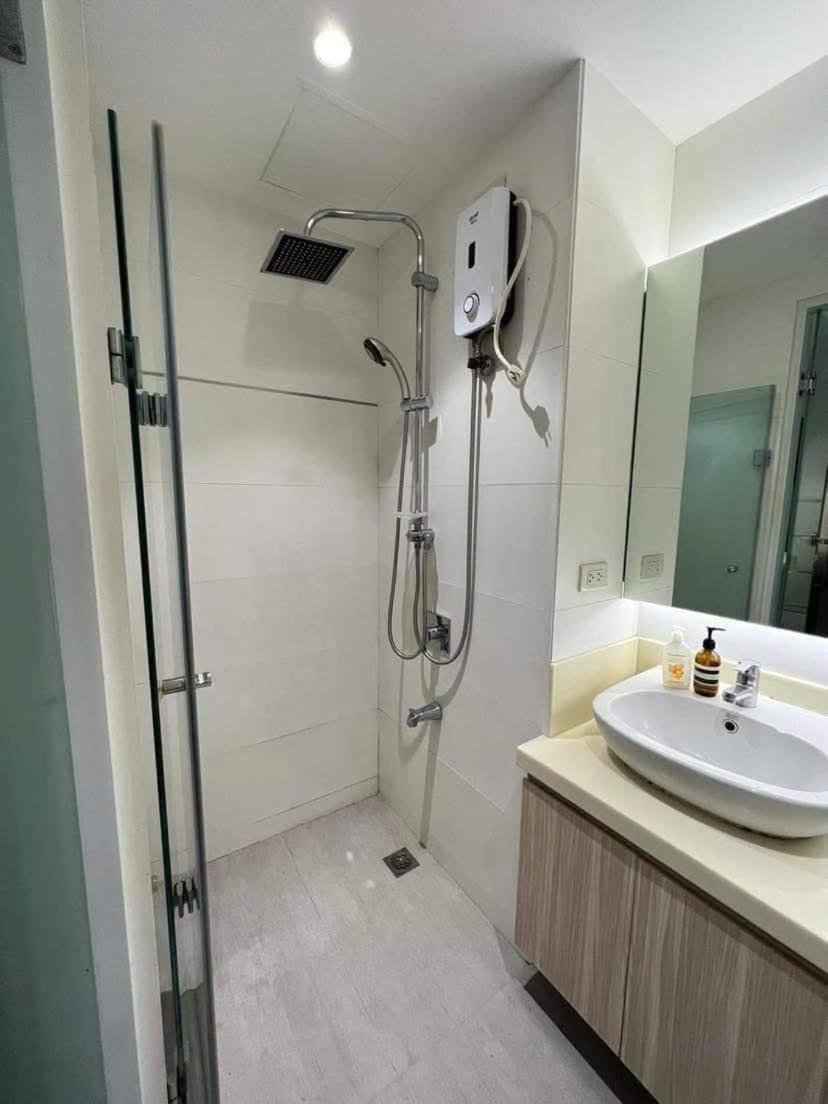 Us Embassy Roxas Blvd, Ermita, 1 Bedroom Comfysuite Manila