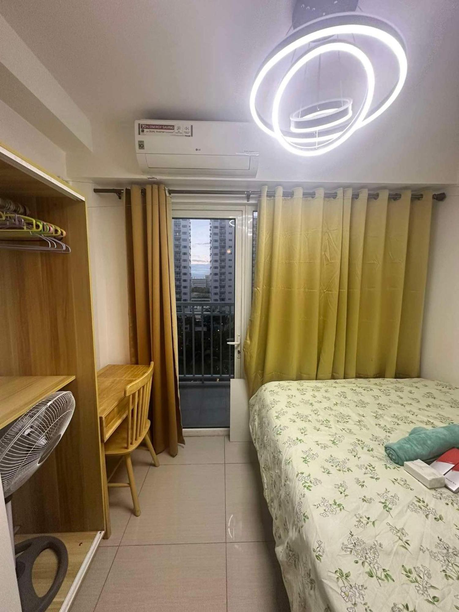 Apartment Shore Residences Staycation