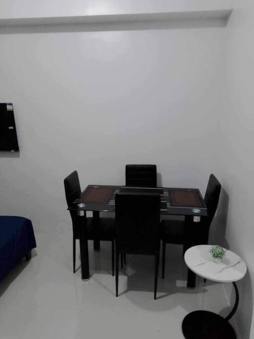 Us Embassy, Cozy Condo, Ermita, Roxas Blvd Apartment *