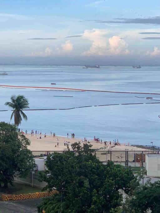Us Embassy, Cozy Condo, Ermita, Roxas Blvd * Manila