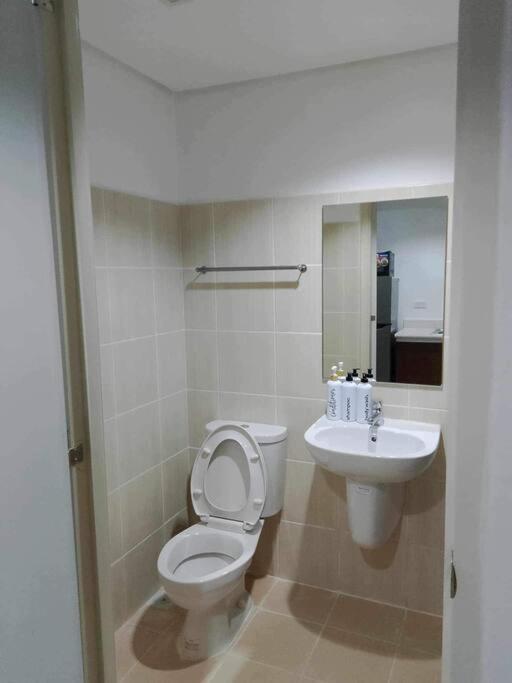 Us Embassy, Cozy Condo, Ermita, Roxas Blvd Apartment