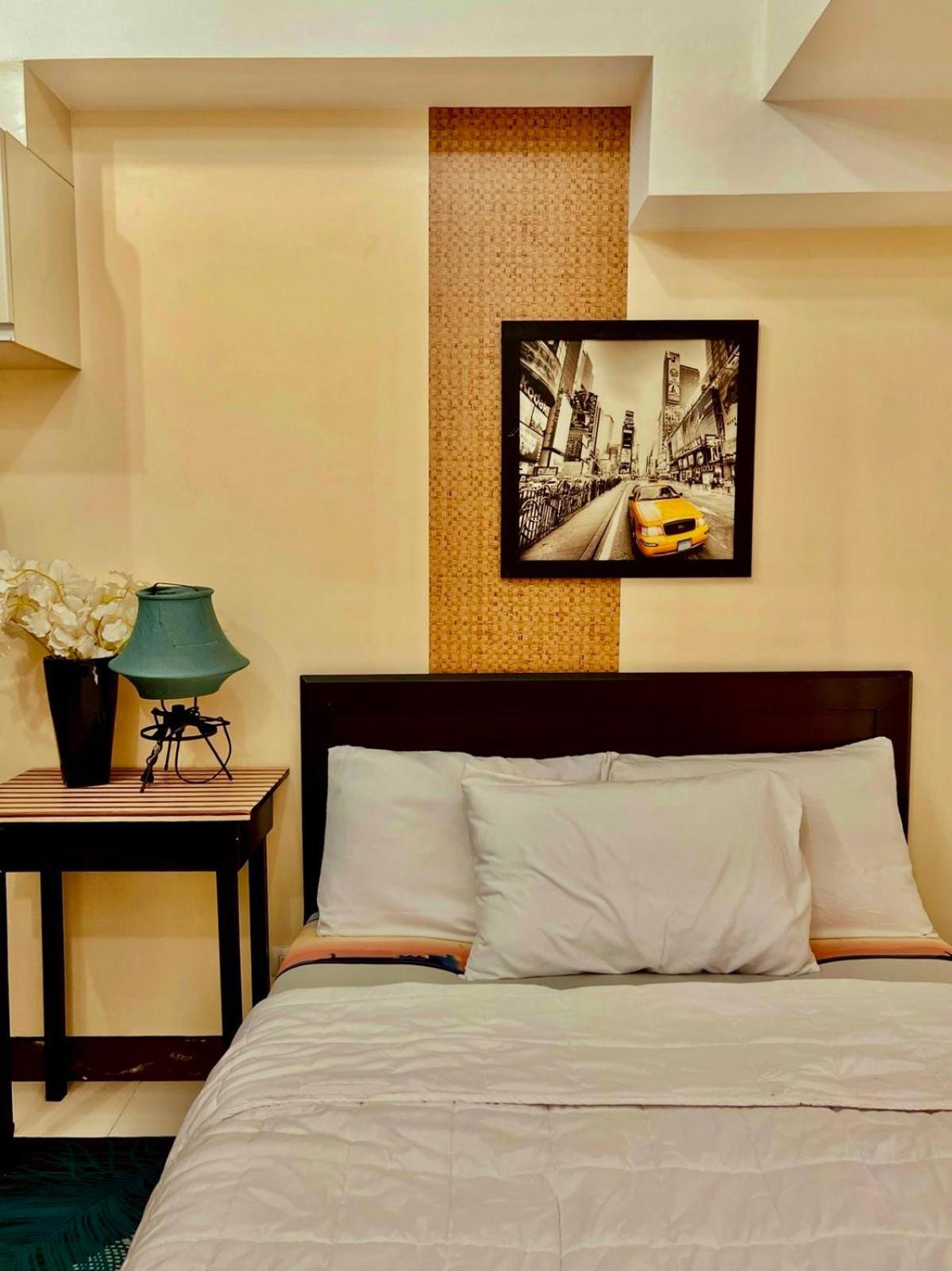 Cozy In Bgc Apartment Manila