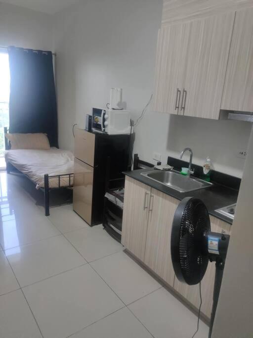 With Two Single Beds And Balcony Facing View Apartment