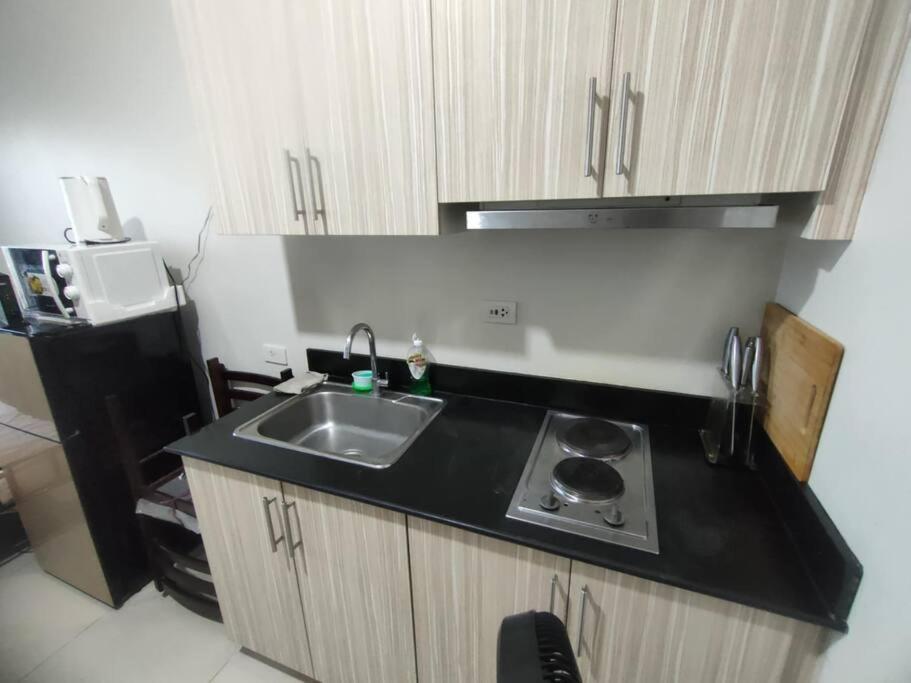 With Two Single Beds And Balcony Facing View Apartment *