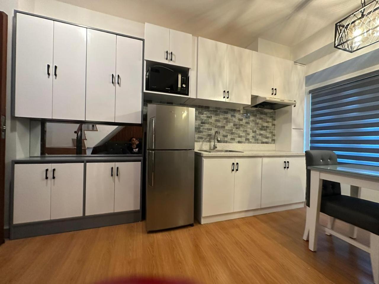 Apartment Mandaluyong 1550 *