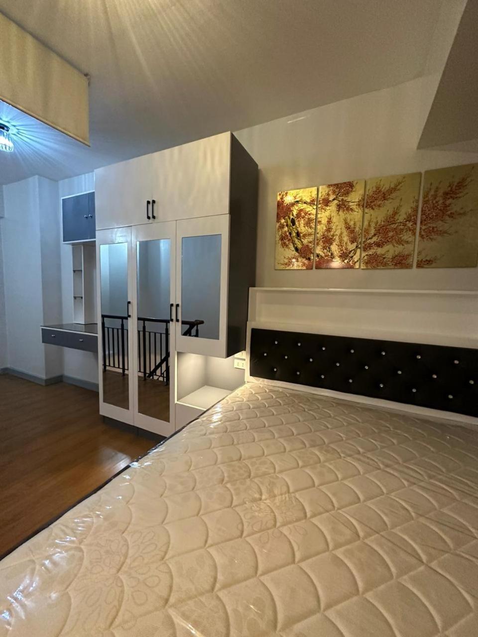 Apartment Mandaluyong 1550 *