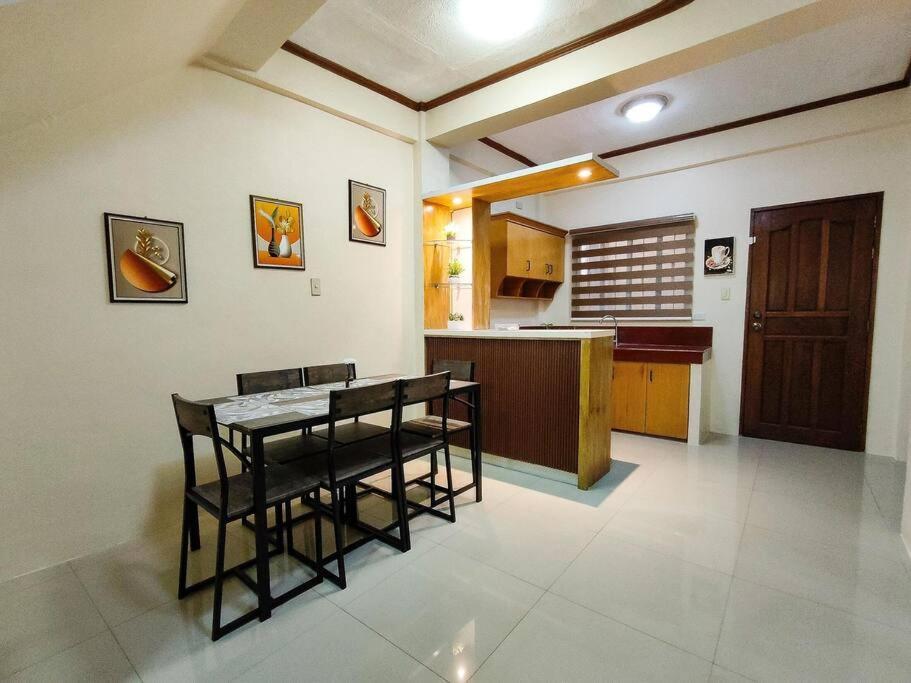 Spacious Near Evia Daang Hari Apartment
