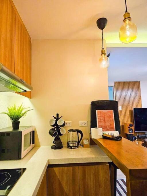 Instragamable2br Near Bridgetown Apartment Manila