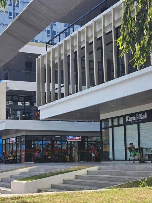 Apartment Instragamable2br Near Bridgetown Manila