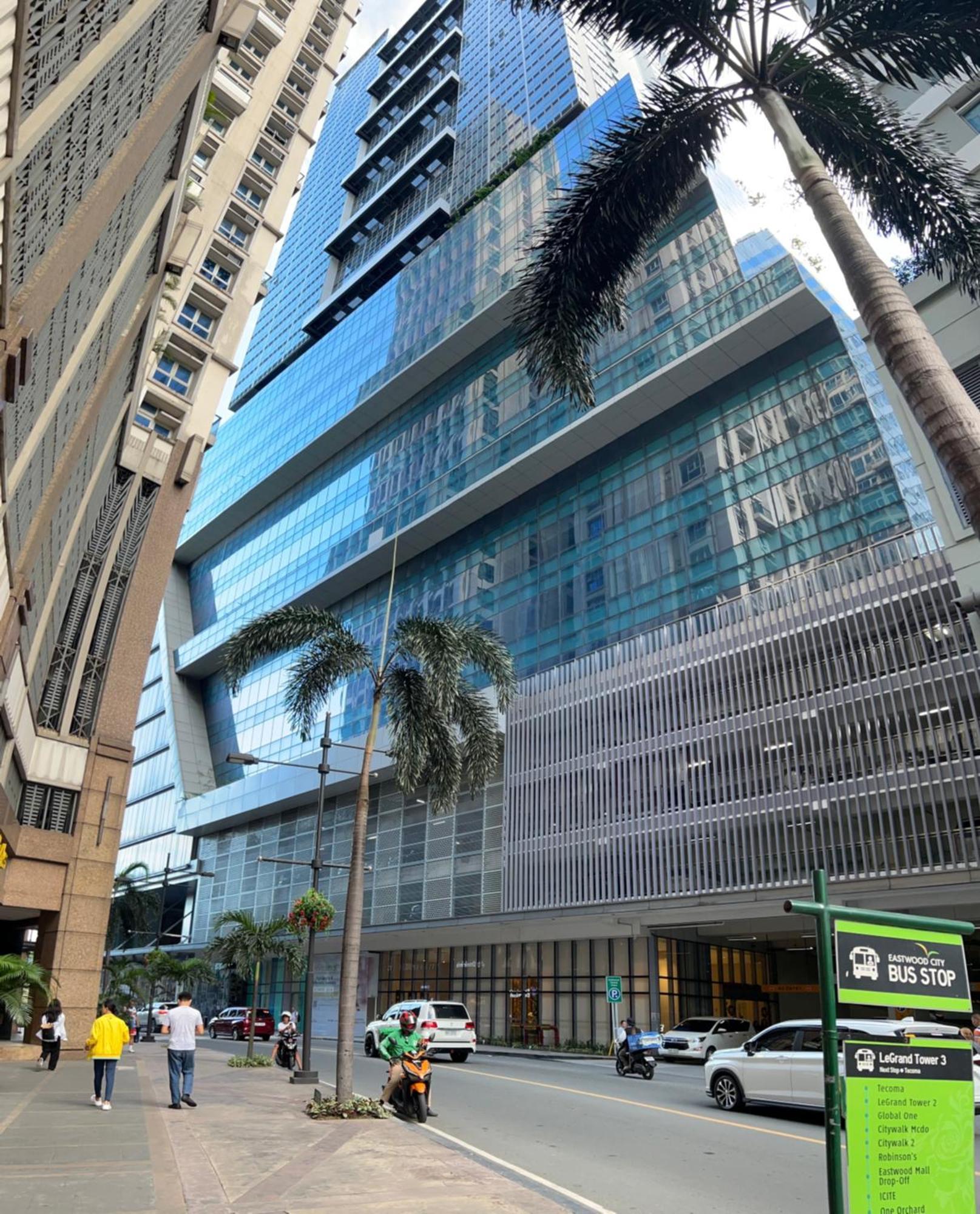 Eastwood Global Plaza Luxury 1bed With 2 Toilets And Laundry * Manila