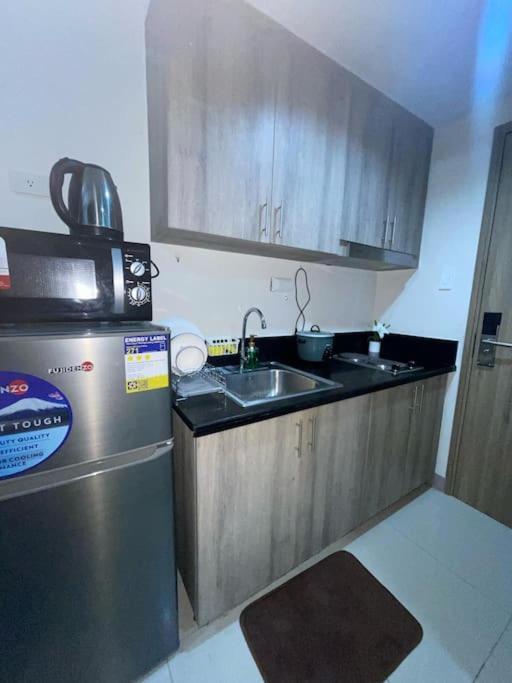 Julis S Residence- Moa Complex Pasay Apartment