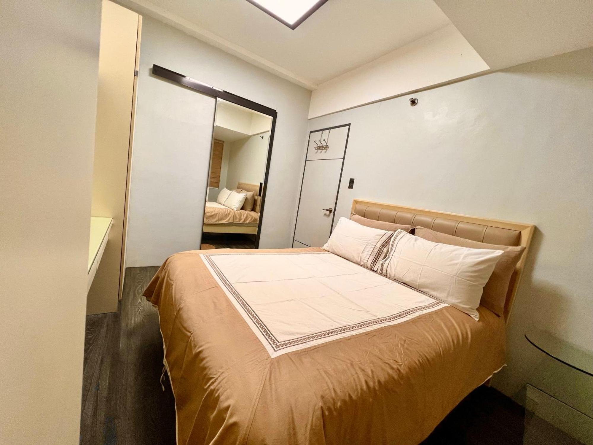 Aparthotel Spacious, Neat & Tidy 1-br With Swimming Pool, Near Malls, Naia Manila