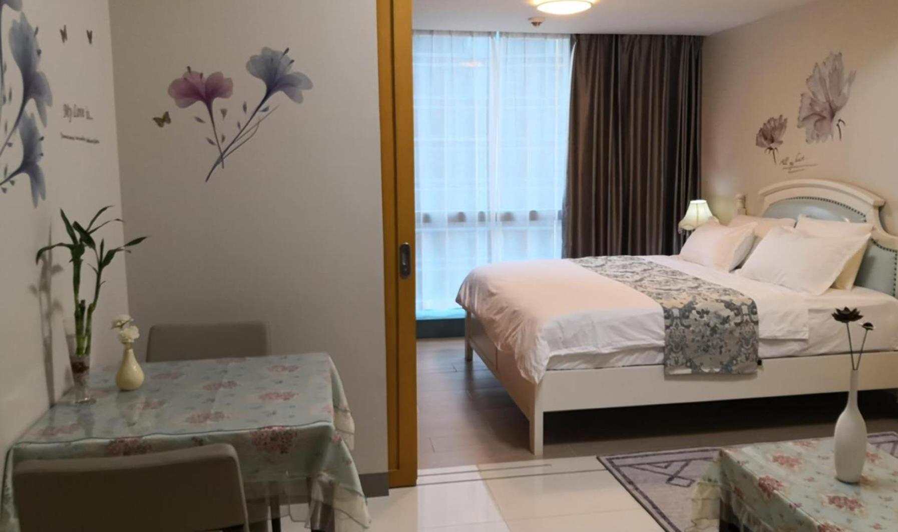 One Uptown Residences Apartment *