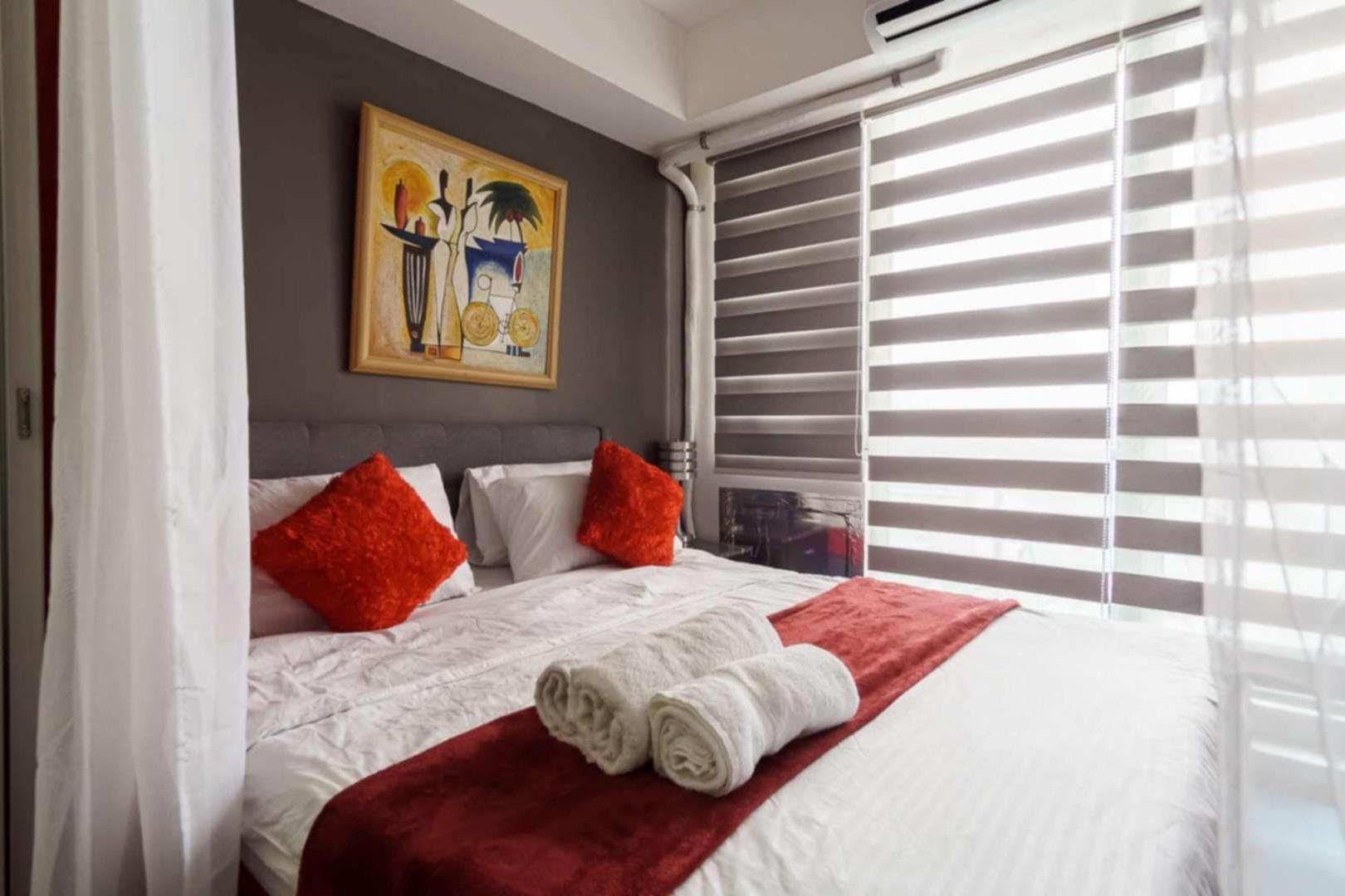 Azure South Urban Near Airport